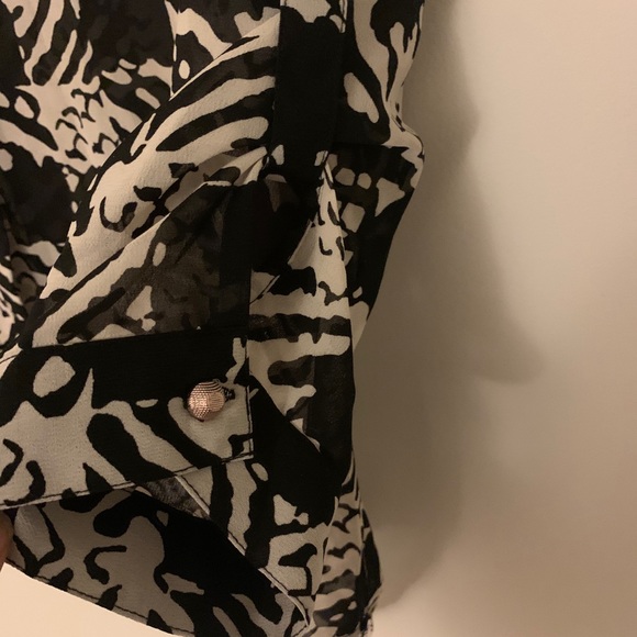 Blouse - Picture 3 of 4